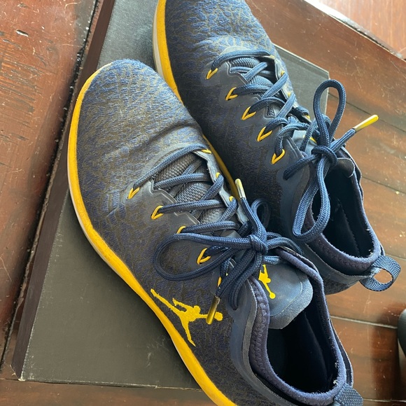 Jordan Trainer 1 Low size 8 - Picture 2 of 7